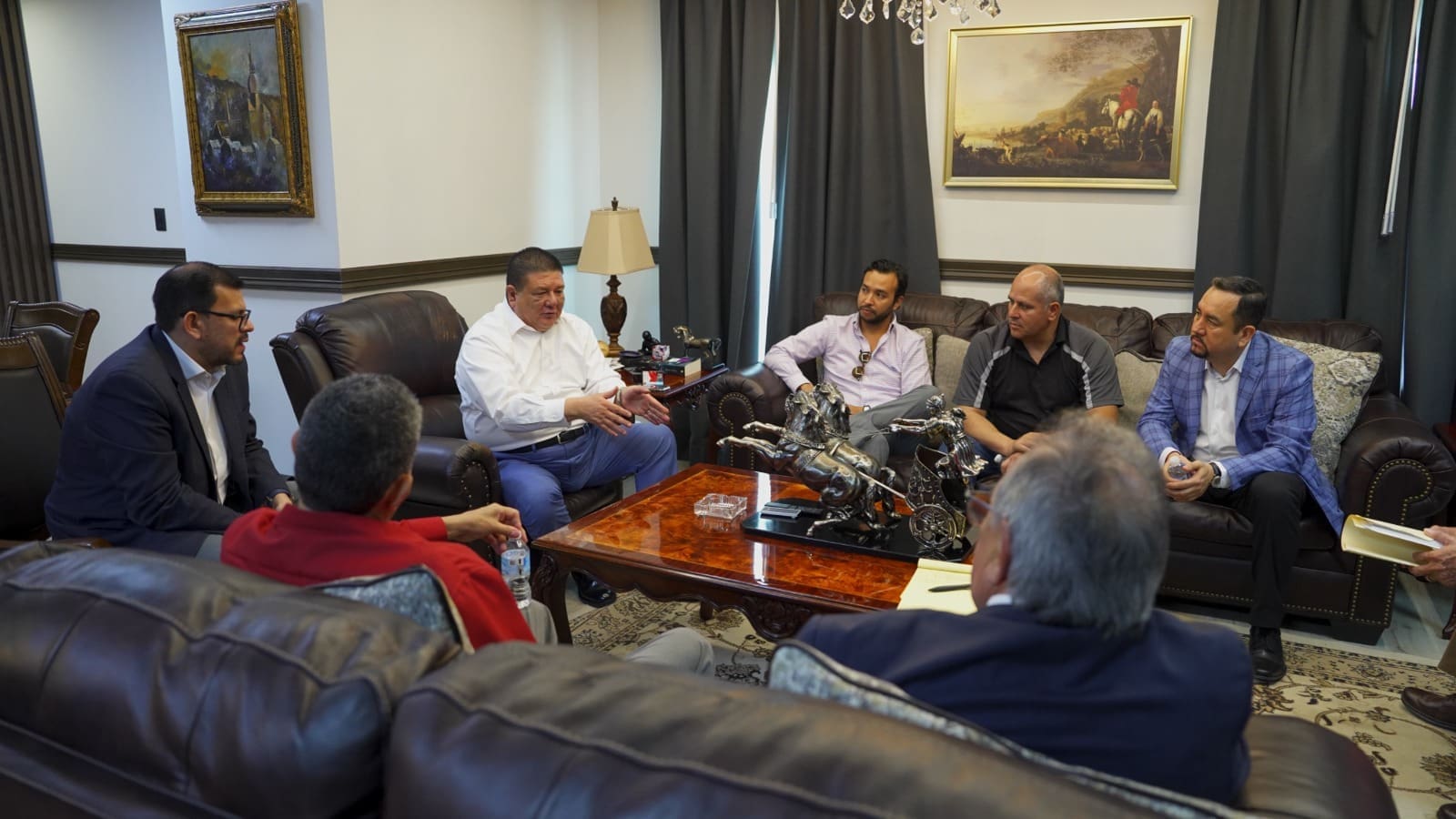 Van por bienes de ARAS para reparación del daño a víctimas