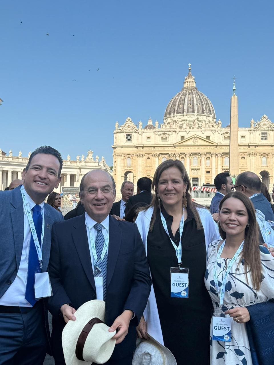 Marco Bonilla asiste a el Vaticano a audiencia con León XIV