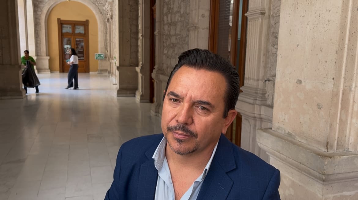 Llevará Comunicaciones y Obras Públicas bacheo emergente a 20 municipios