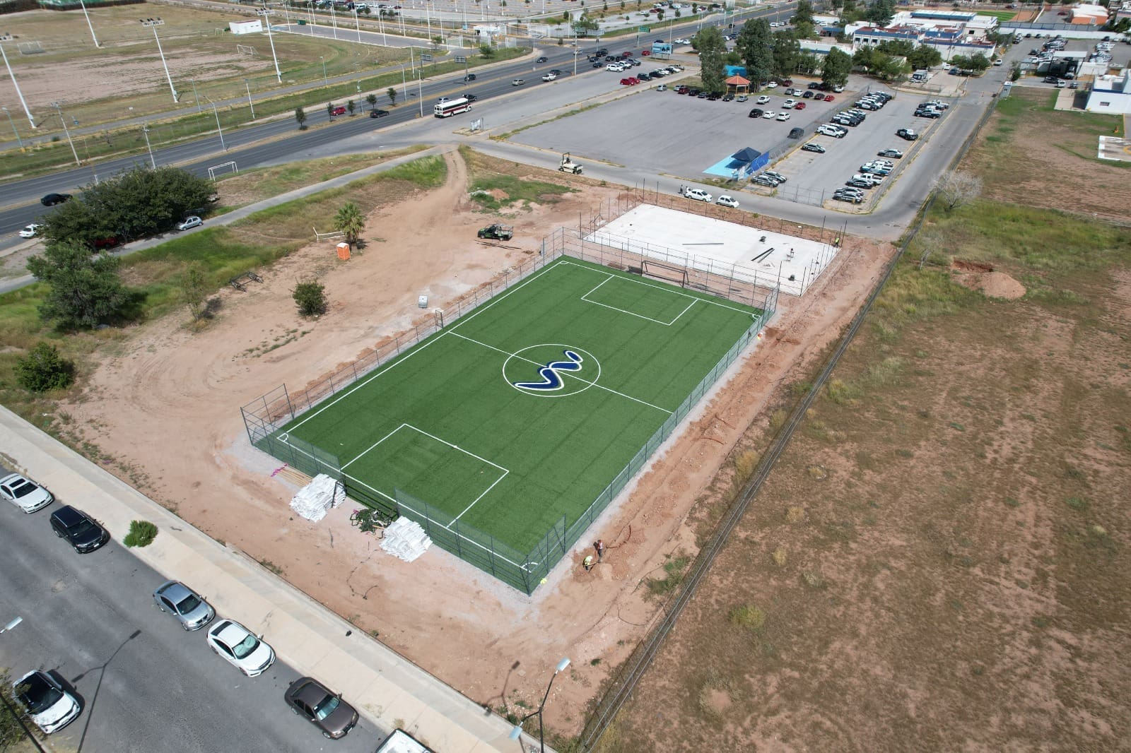 Al 70 por ciento la construcción del Deportivo en la Homero
