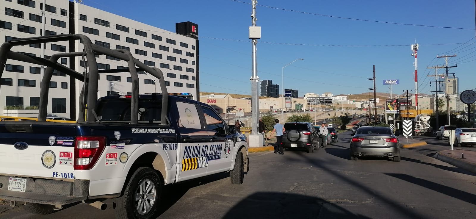 Dos accidentes simultáneos provocan congestión en Periférico de la Juventud