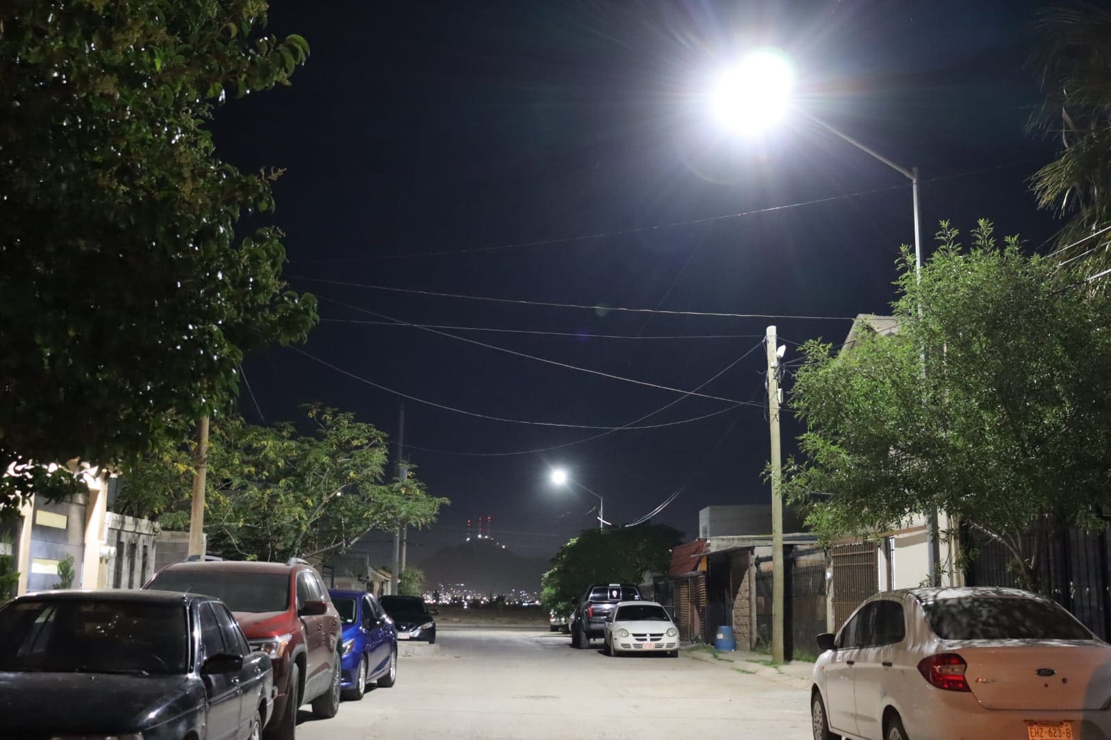 Renovaron alumbrado público en Rinconadas de Oriente